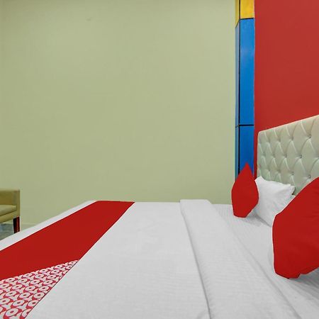 Hotel O Gg Farms มีรัท ภายนอก รูปภาพ